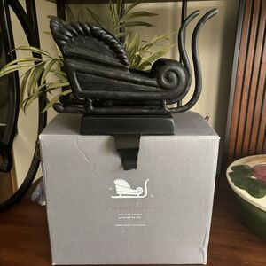 Pottery Barn Christmas Santa’s Sleigh Bronze Finish Stocking Holder NIB